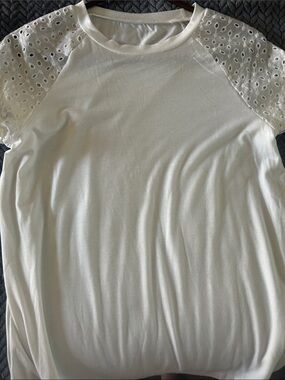 White Eyelet Sleeve Tee